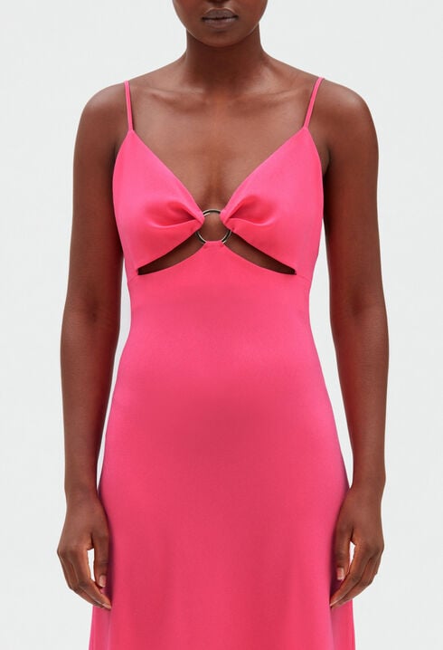 Vestido semilargo en anillo