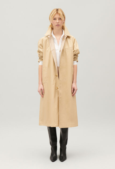 Abrigo reversible beige de largo medio