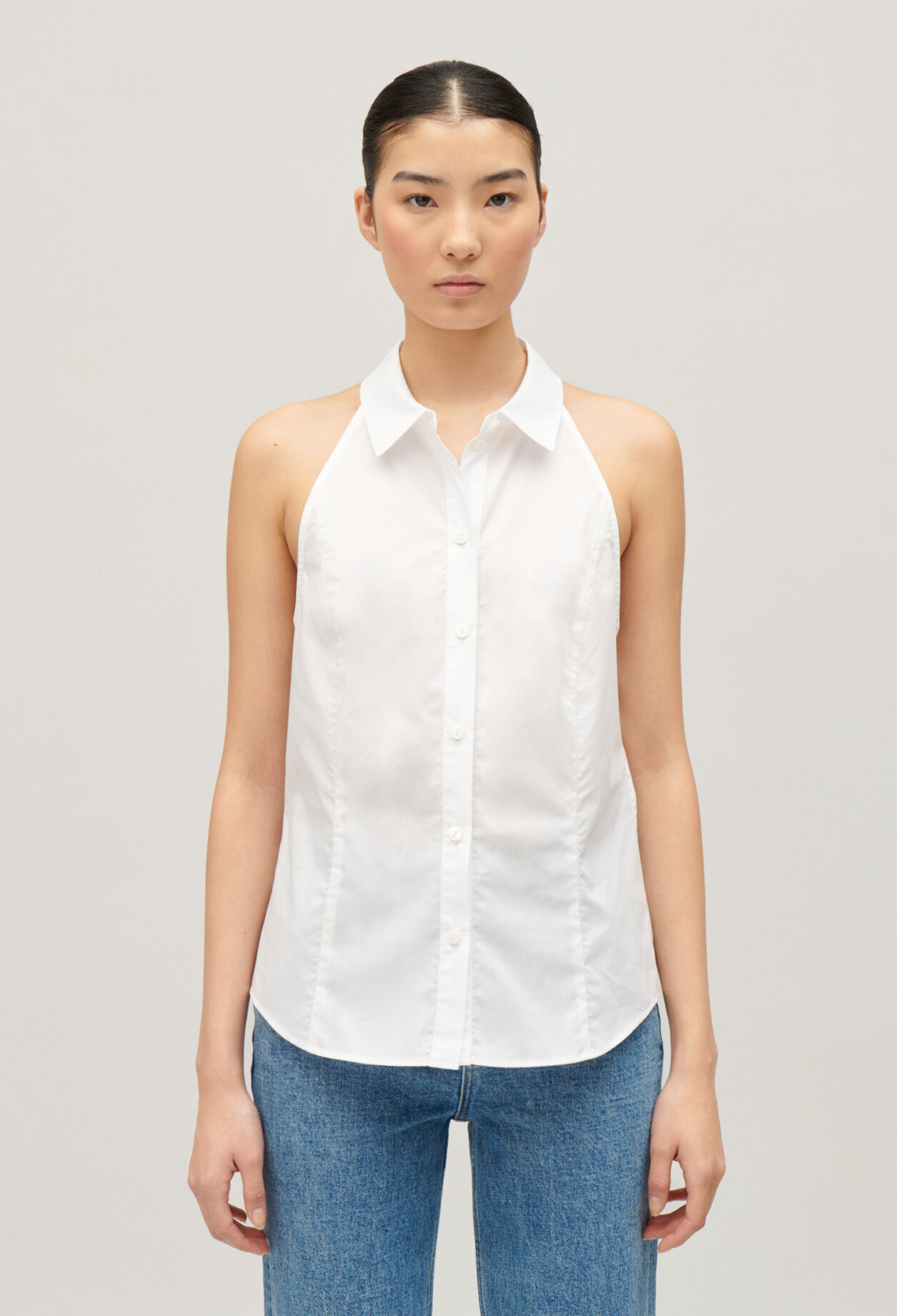 Camisa blanca sin mangas outlet