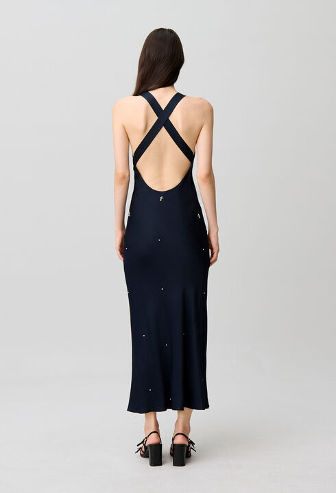 Vestido largo sat&eacute;n con pedrer&iacute;a