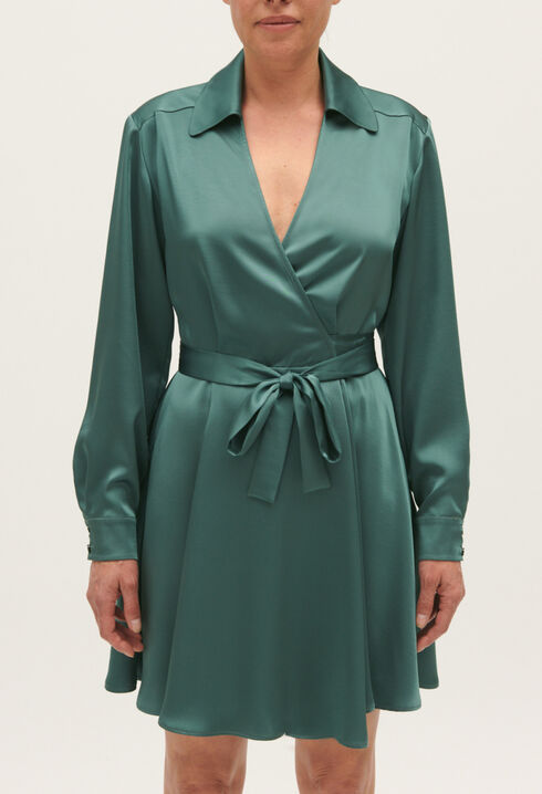 Vestido corto cruzado verde