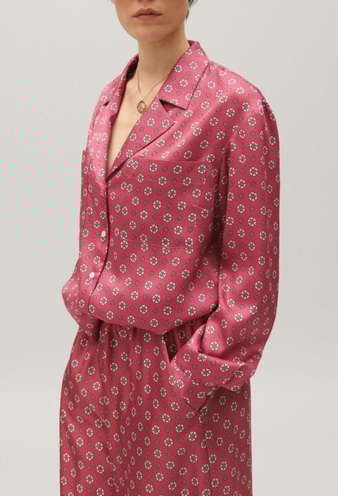 Camisa satinada con estampado