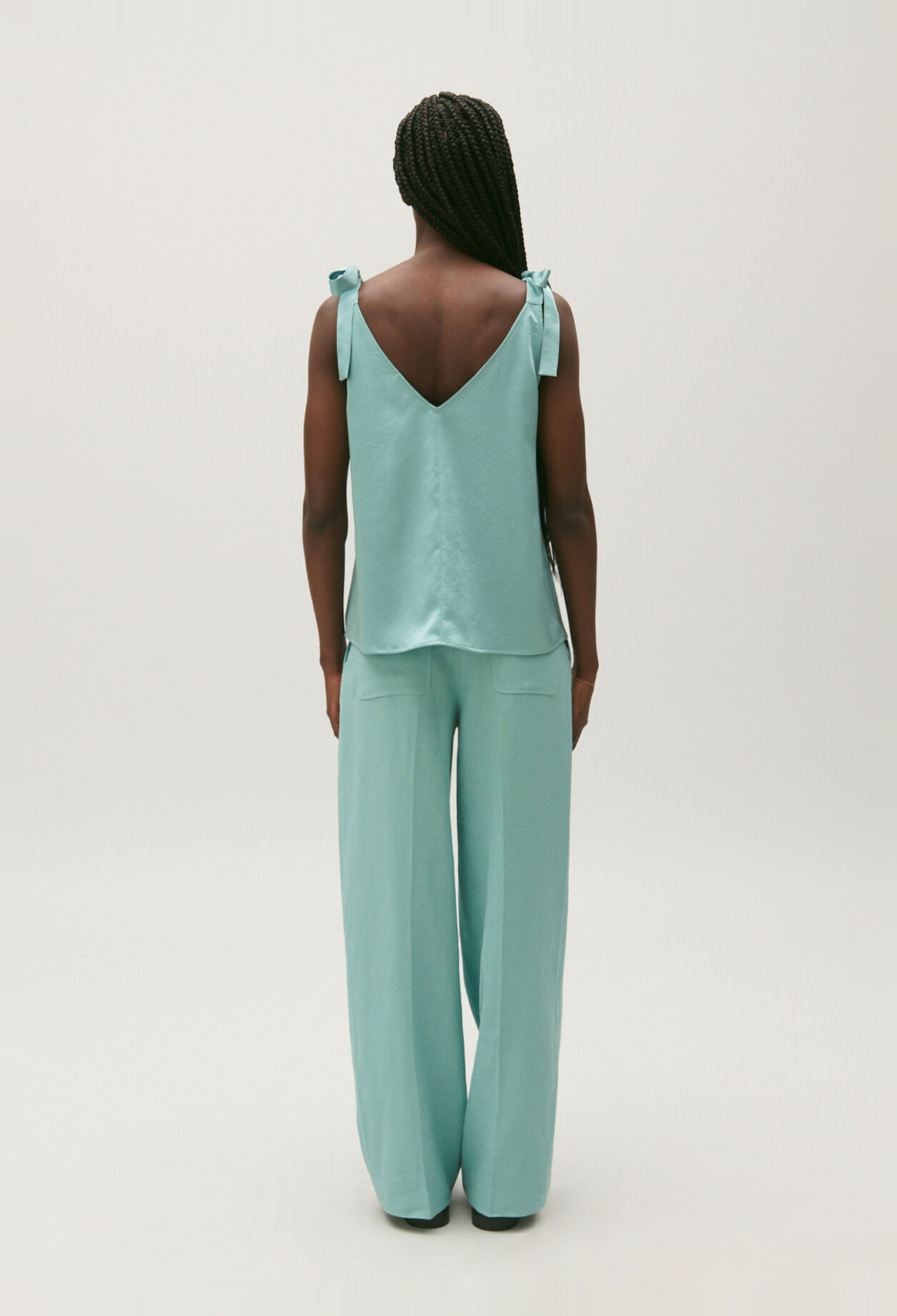 Top satinado verde agua