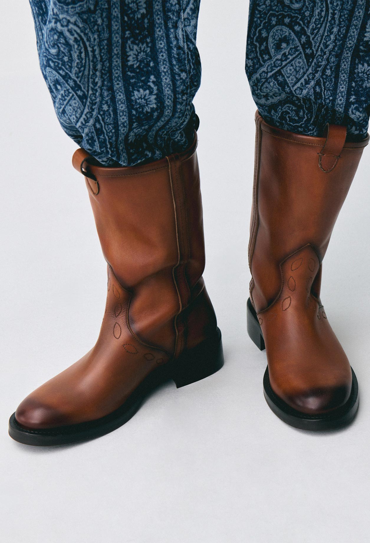 Botines cowboy de piel lisa - Mujer - Camel - Claudie Pierlot