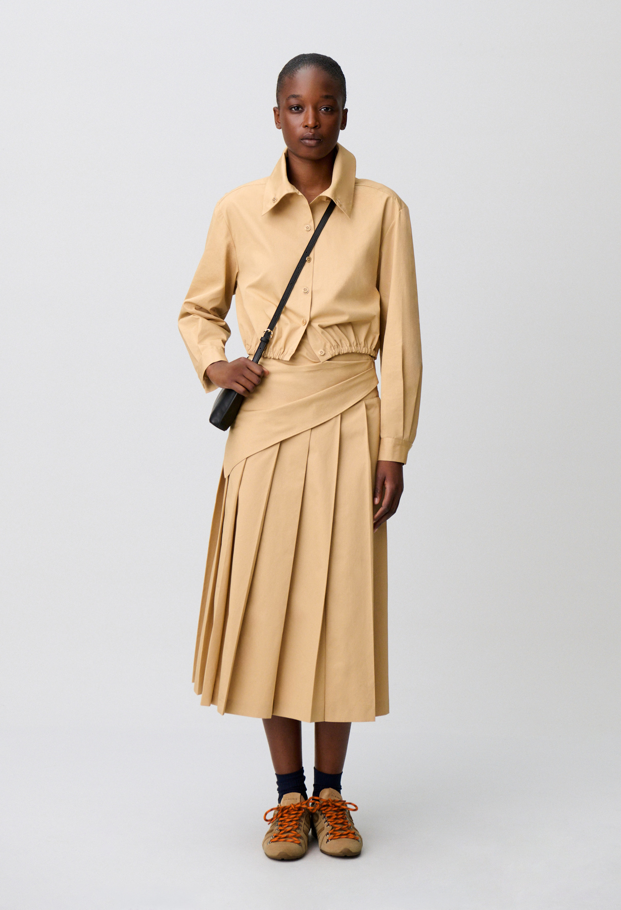 Camisa cropped cuello alto - Mujer - Beis - Claudie Pierlot
